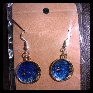 Fashionable wear everywhere earrings